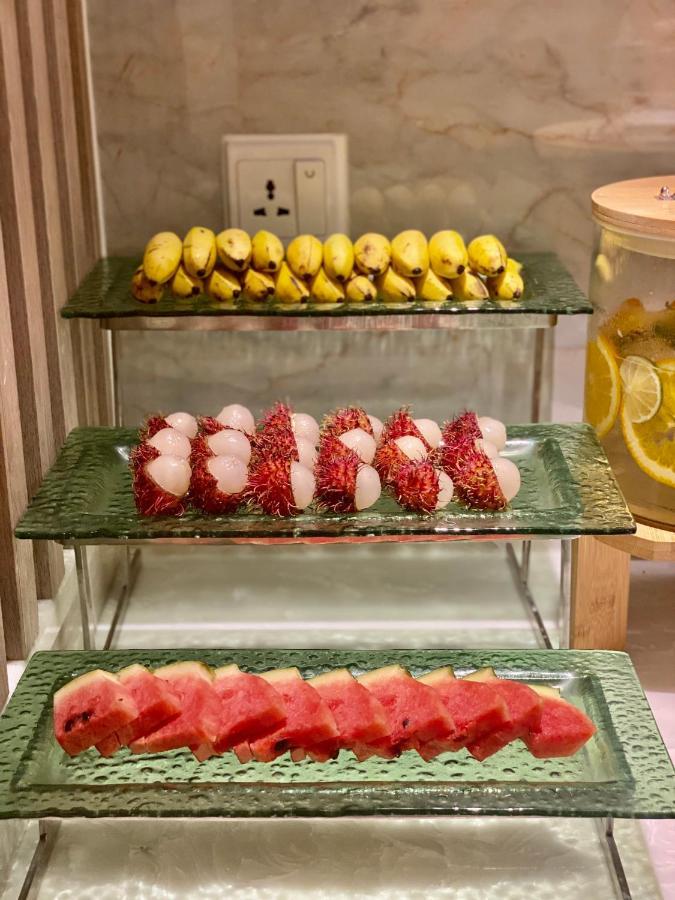 อัพทาวน์ โฮเต็ล Hotel โฮจิมินห์ซิตี้ ภายนอก รูปภาพ