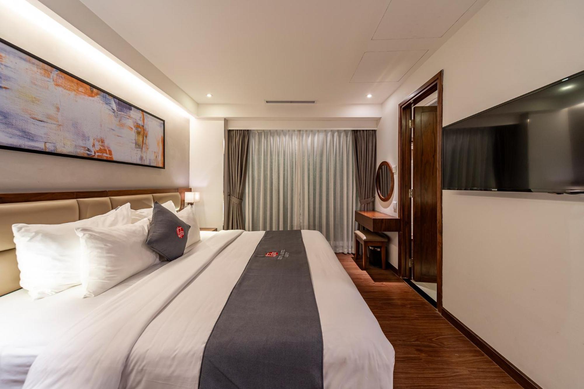 อัพทาวน์ โฮเต็ล Hotel โฮจิมินห์ซิตี้ ภายนอก รูปภาพ