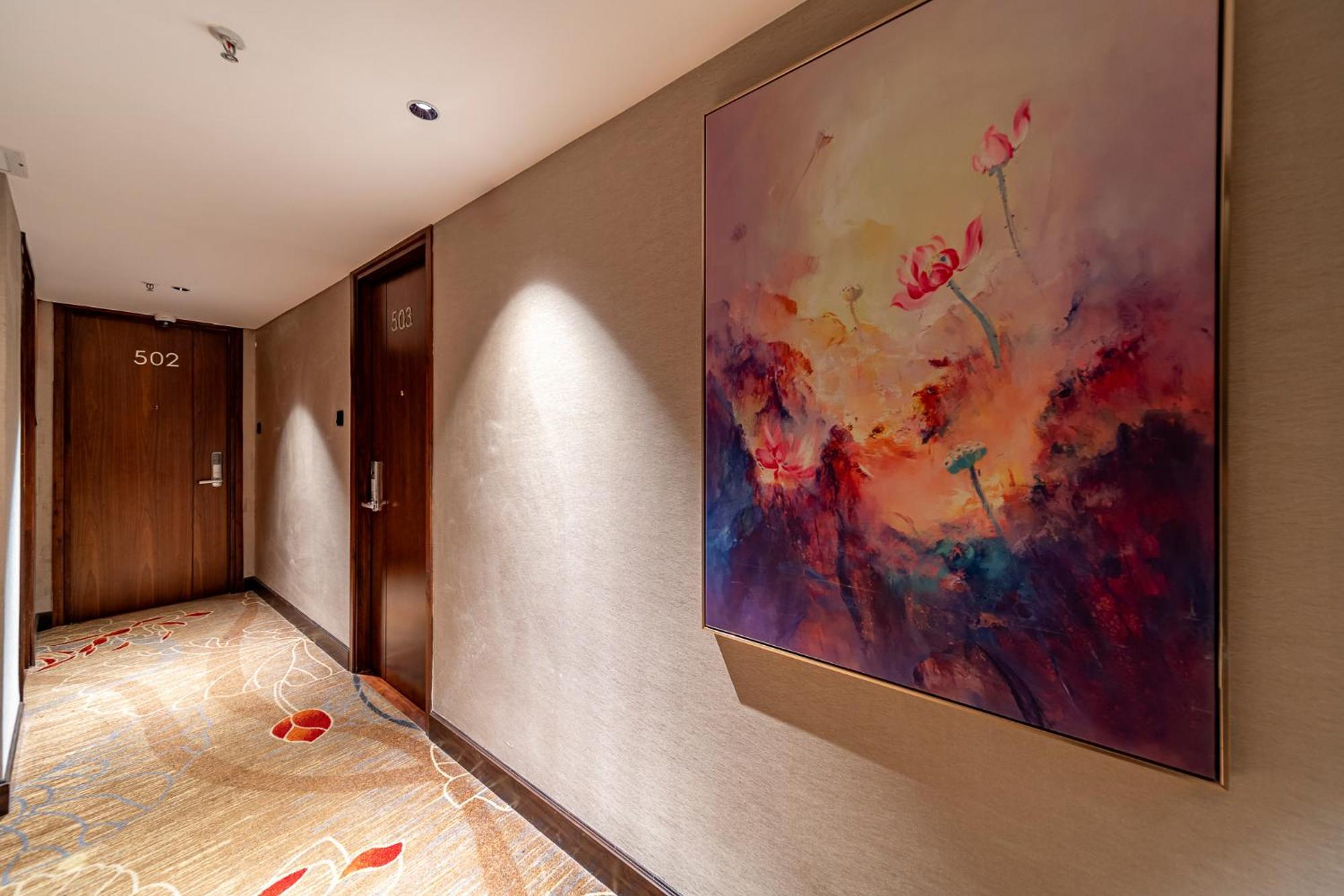 อัพทาวน์ โฮเต็ล Hotel โฮจิมินห์ซิตี้ ภายนอก รูปภาพ