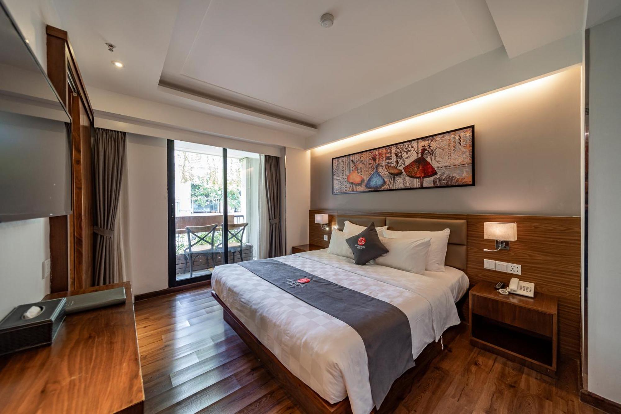 อัพทาวน์ โฮเต็ล Hotel โฮจิมินห์ซิตี้ ภายนอก รูปภาพ