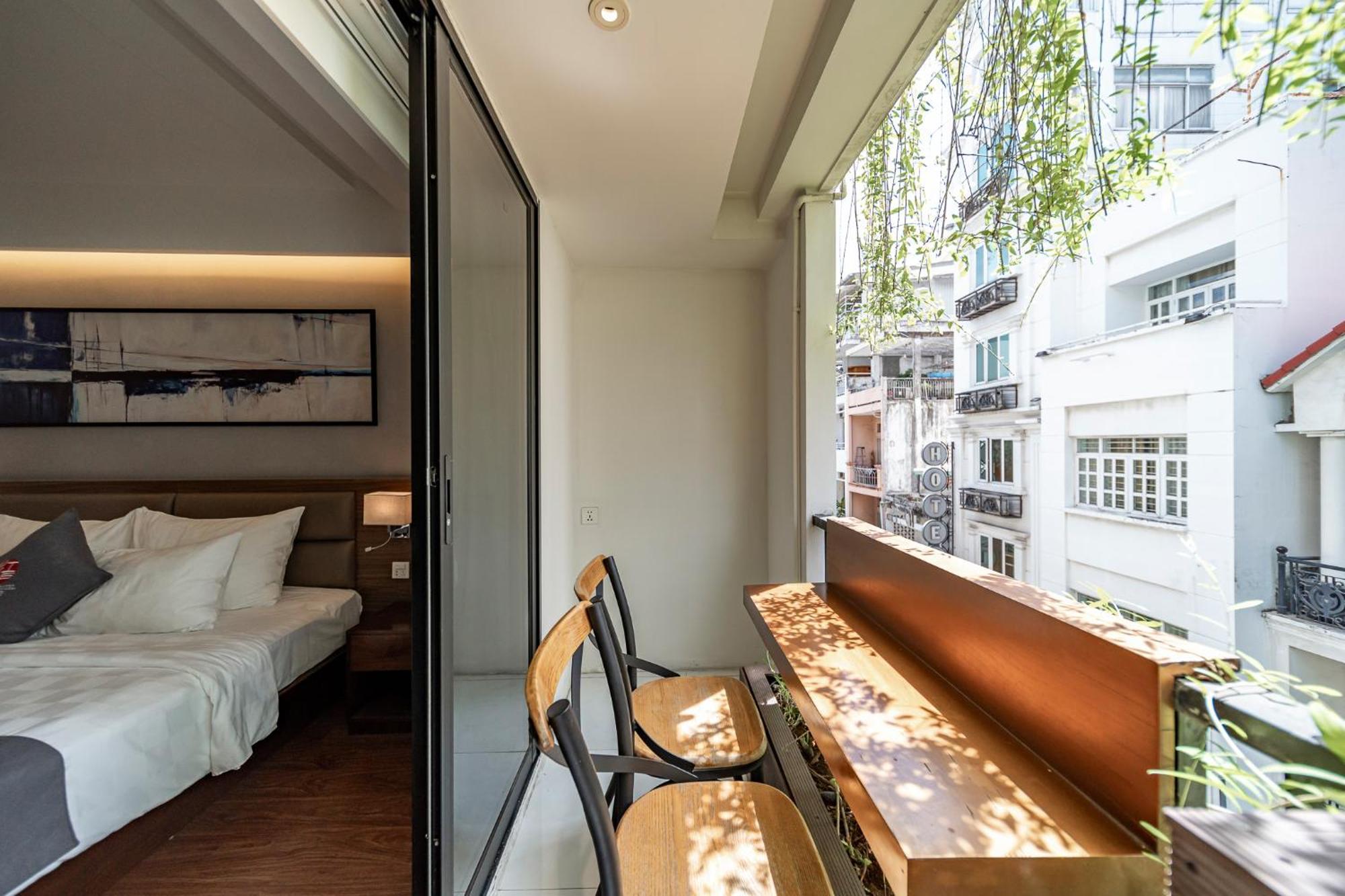 อัพทาวน์ โฮเต็ล Hotel โฮจิมินห์ซิตี้ ภายนอก รูปภาพ